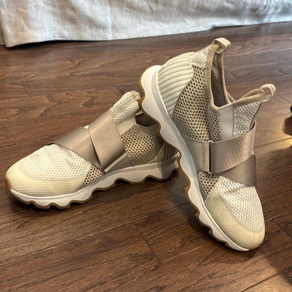 Sorel Kinetic Sneaker cream & tan size 9.5 - Picture 6 of 6